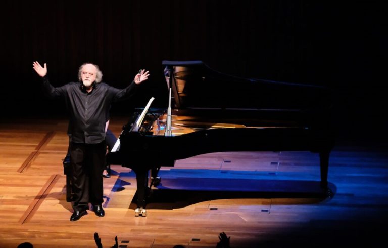 Peter Donohoe